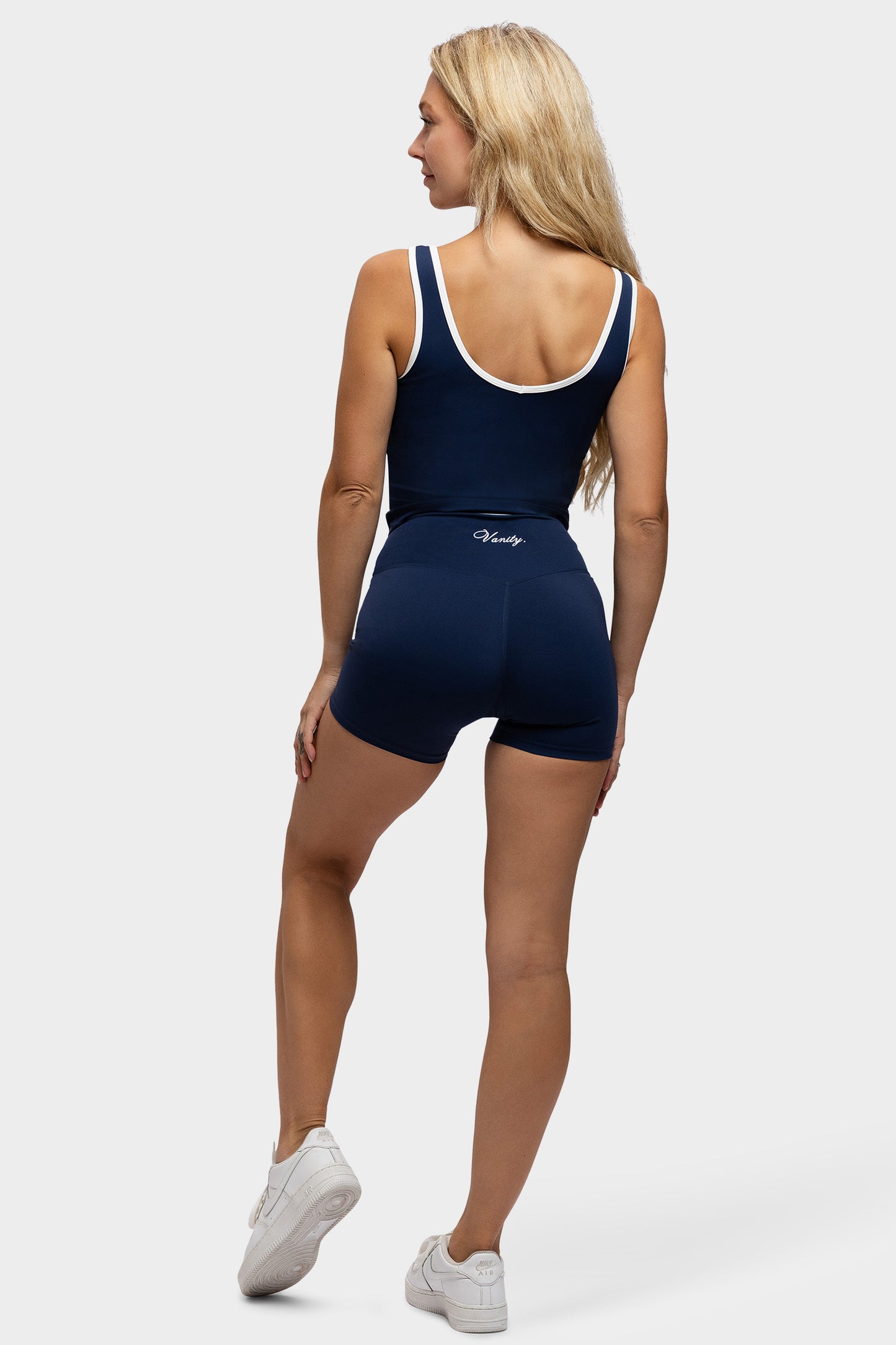 Nueva Sports Bra