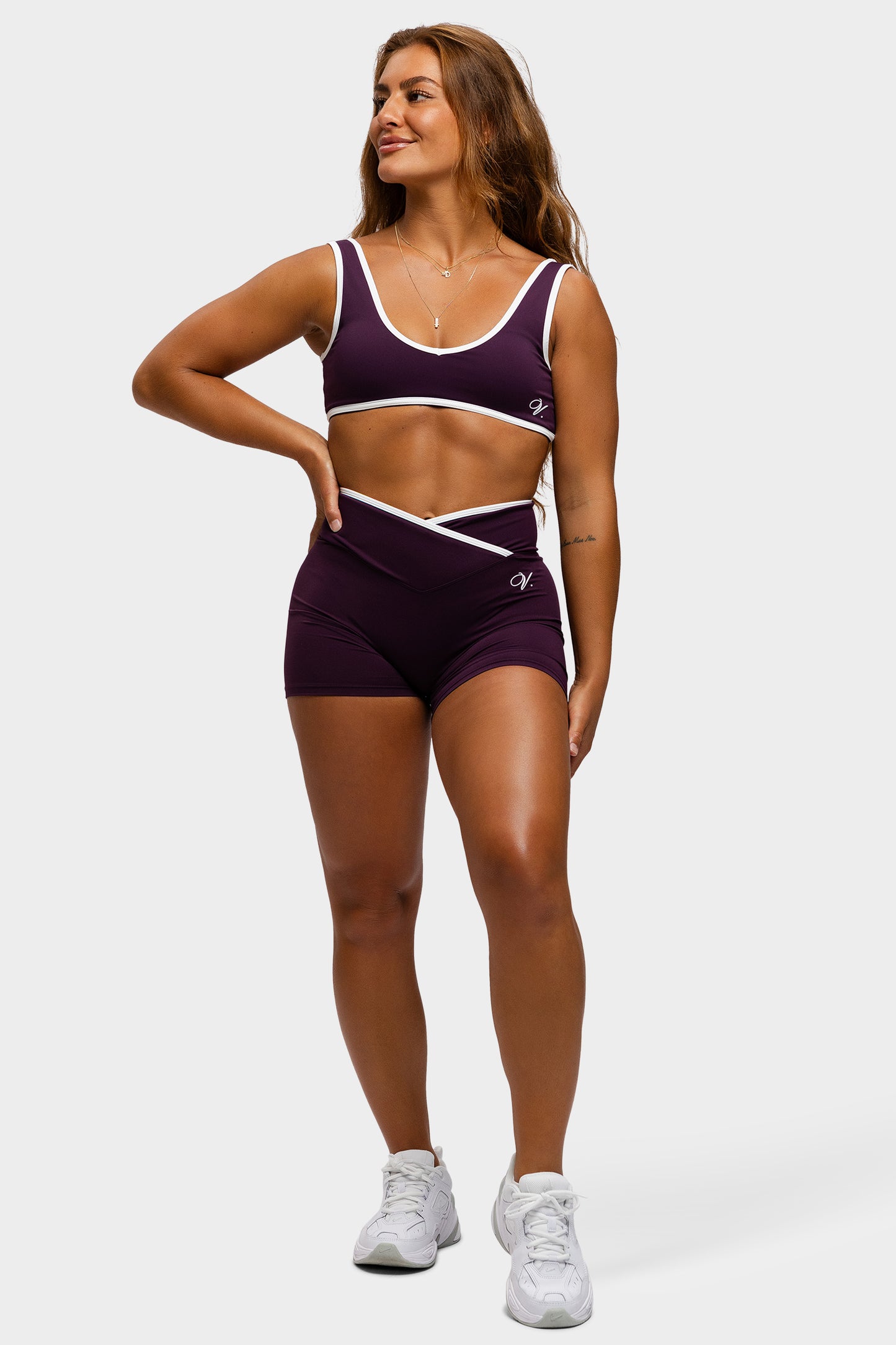 Nueva Shorts