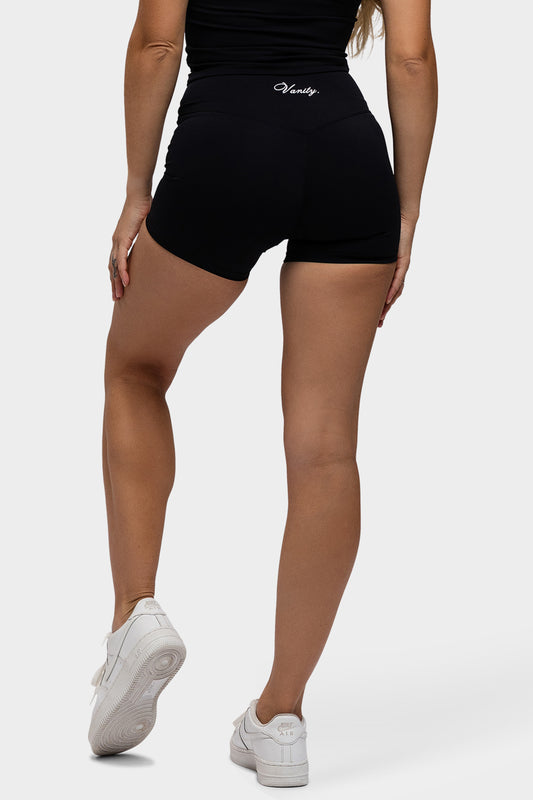Nueva Shorts